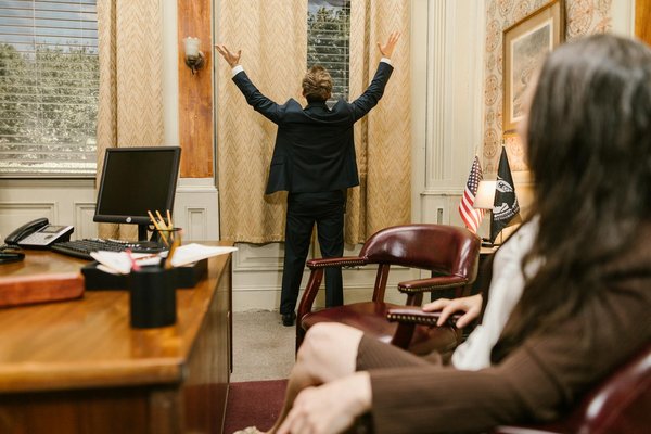 Alliances stratégiques : les secrets des start-ups pour s"associer avec des géants de l"industrie !